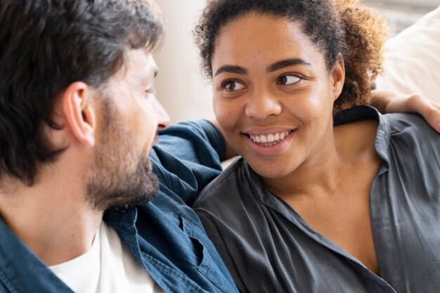 Man en vrouw brengen wat quality time samen door