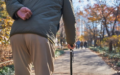 [단독] "여중생 귀여워서 그랬다"…검찰 송치된 70대 노인