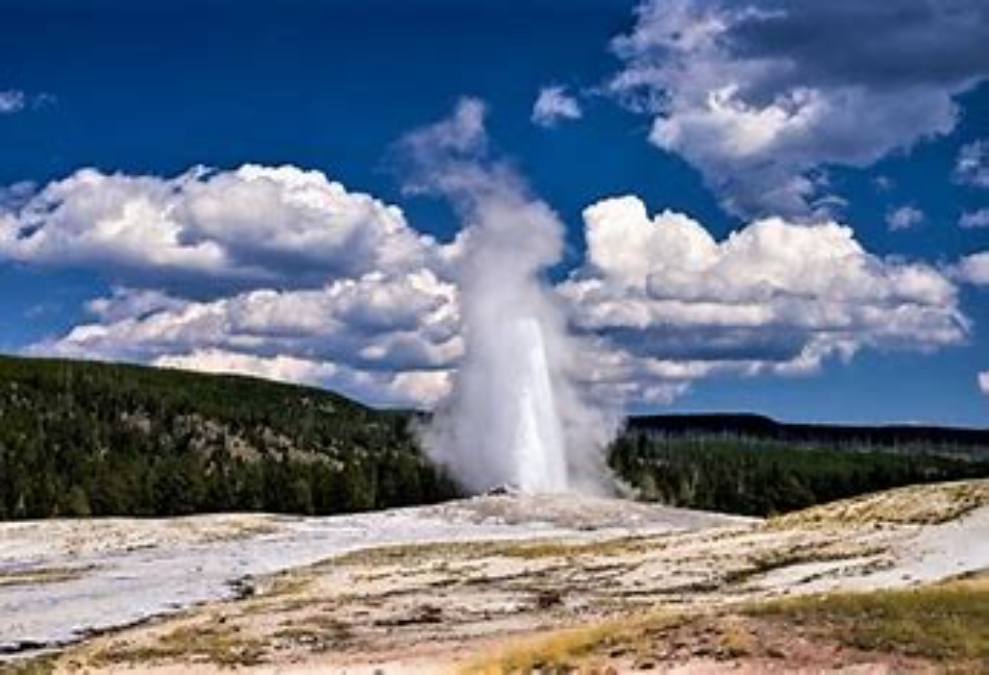 First National Park in the US: Yellowstone