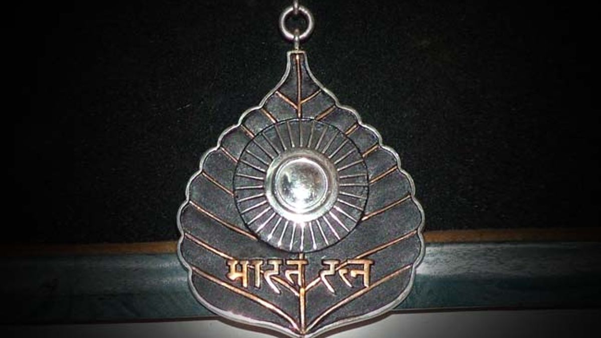 Bharat Ratna Award Winners: List of Recipients (1954-2024)