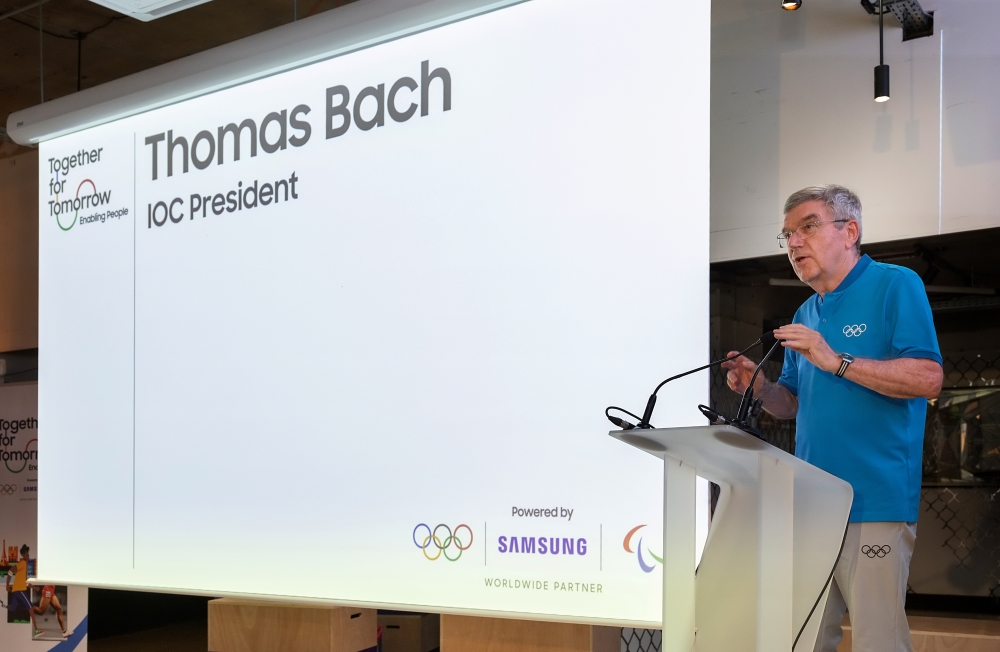 'Together for Tomorrow, Enabling People' 디지털 커뮤니티 론칭 행사에서 연설 중인 토마스 바흐(Thomas Bach) IOC 위원장