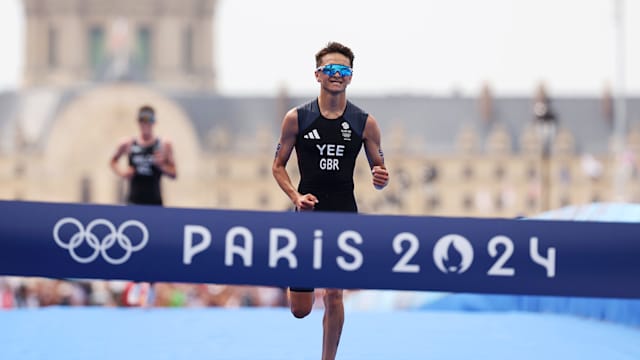 Alex Yee wins men's triathloon gold after breathtaking comeback