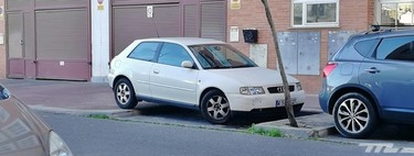 El drama de encontrar aparcamiento: cada vez los coches son más y más grandes, y las plazas miden lo mismo que en 1985