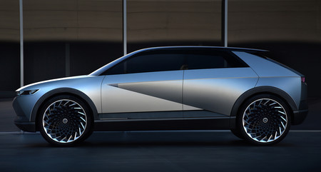 El Hyundai 45 EV Concept, inspirado en el Pony, anticipa el diseño de los futuros coches eléctricos de Hyundai