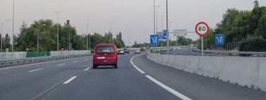 Todos los conductores, a pagar peaje en todas las carreteras de España: así es el plan del Gobierno para 2024