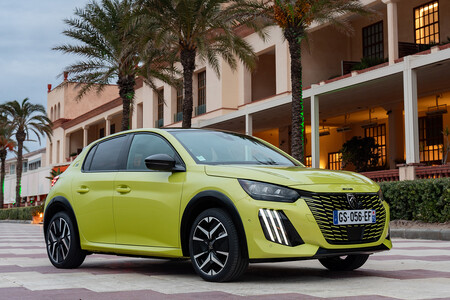 Probamos el nuevo Peugeot E-208, un cómodo y eficiente utilitario a precio de MINI eléctrico