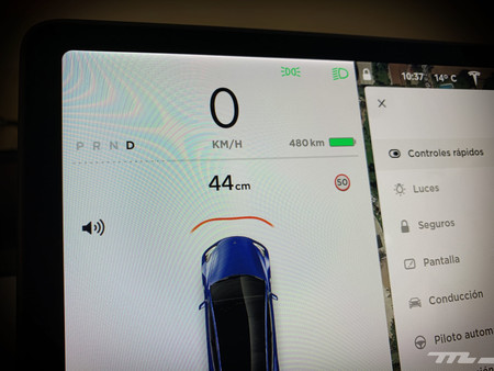 Tesla Model 3 Prueba indicador sensores