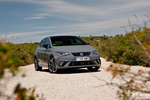 Probamos el SEAT Ibiza FR 40 Aniversario, el utilitario español polivalente que nos dejó con todas las ganas de un CUPRA Ibiza