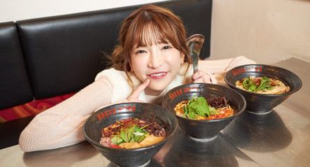 「BASSA NOVA（バサノバ）原宿」の和風だし×豆乳のエスニックラーメン♪【大食いアイドルもえのあずきの絶品グルメ67】