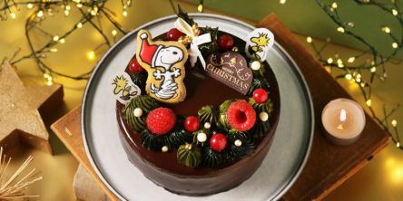 完売必至！スヌーピーのクリスマスケーキやクリスマス限定グッズが「PEANUTS Cafe」から登場！