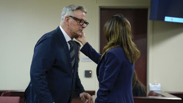 Actor Alec Baldwin and his wife Hilaria attend his trial on involuntary manslaughter in Santa Fe, New Mexico