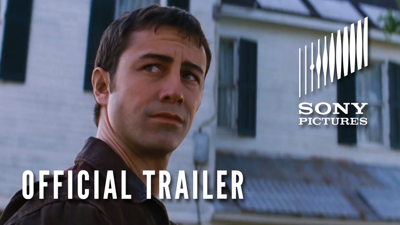 LOOPER - Official Trailer (HD) - YouTube