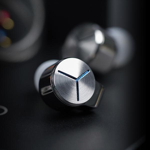 FiiO フィーオ JD7 Silver (FIO-IEM-JD7-S) 有線イヤホン カナル型 セミオープン型 リケーブル対応 MMCX ダイナミックドライバー (送料無料)｜e-earphone｜10