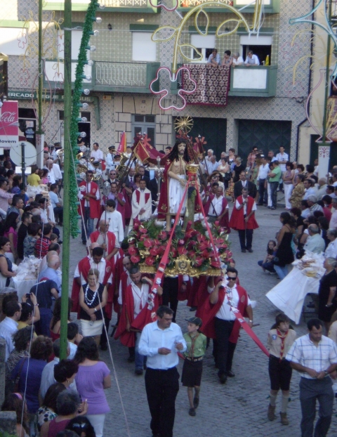 Photo 4 – Procession of Senhor da Aflição.