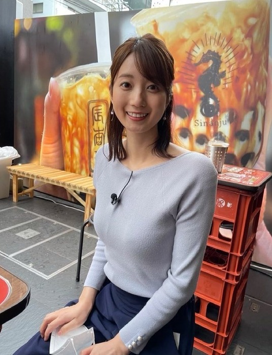 小野彩香アナの乳