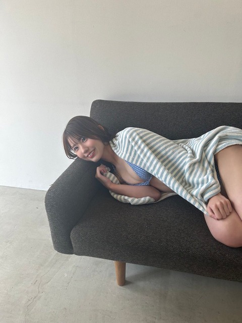 SKE48青木莉樺 水着グラビア