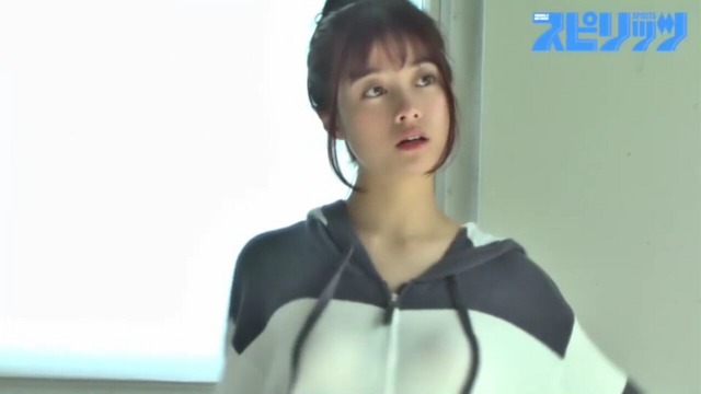 橋本環奈スピリッツグラビアメイキング (23)