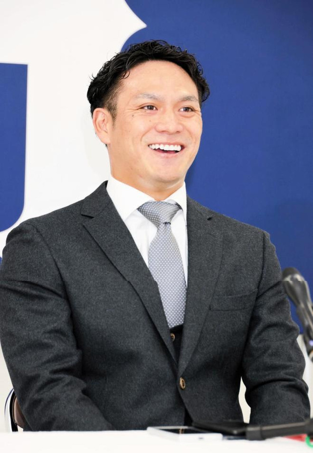 田中広輔がFA残留会見「カープが好き」