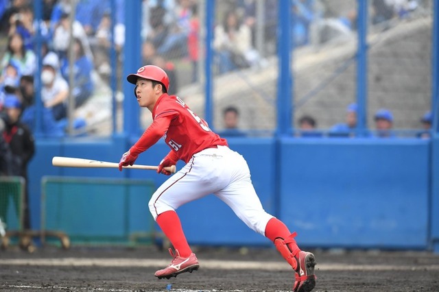 小園海斗山﨑康晃オープン戦初安打