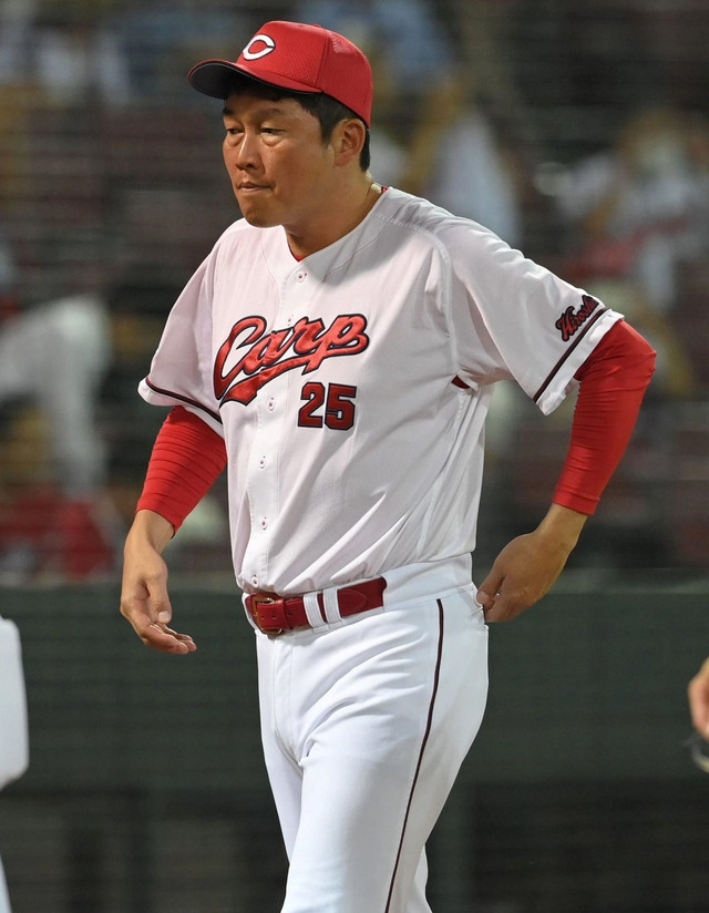 カープ新井監督同じ言葉を連呼「私がしっかり考えたい」