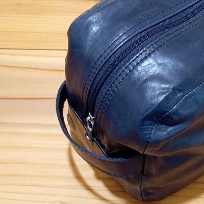 m0851 ANILINE TRAVEL POUCH (5)