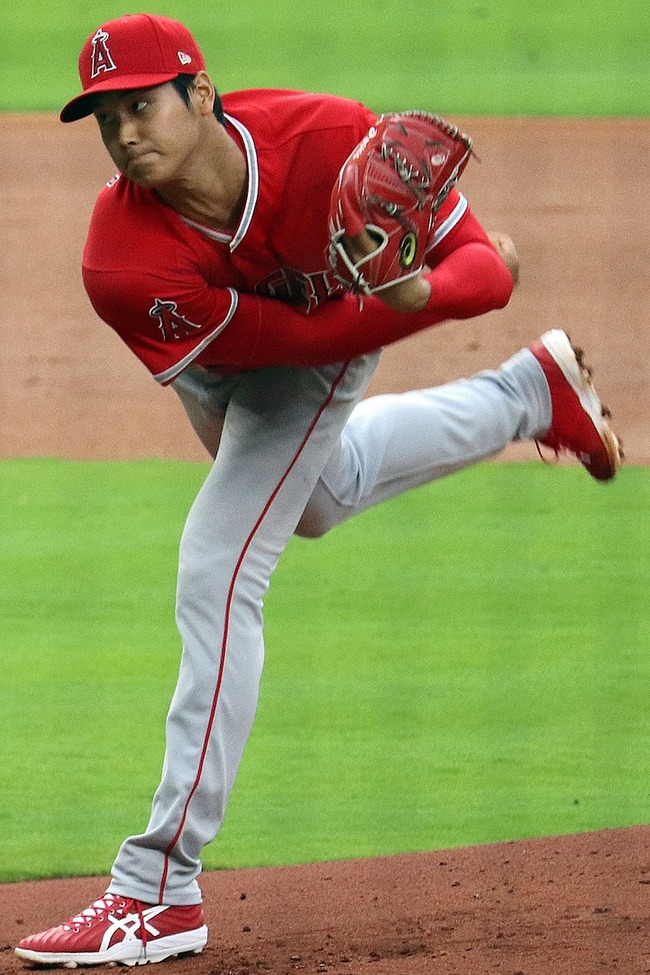 Shohei_Ohtani_(51004262453)_(cropped)