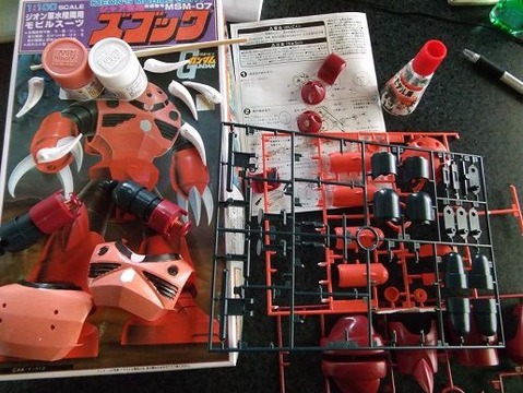 紅のシャア専用ズゴックのガンプラ制作