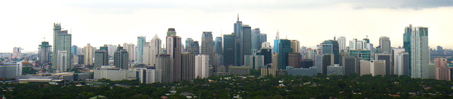 1920px-Makati_skyline_mjlsha