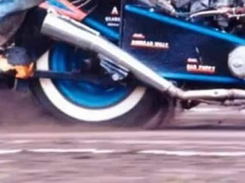 1wheel_race_s