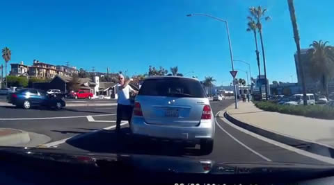 Entitled Mercedes Driver Road Rage Gets Instant Karma