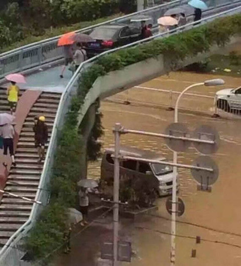 car_bridge_fail