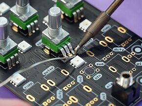 soldering-7897827_1280