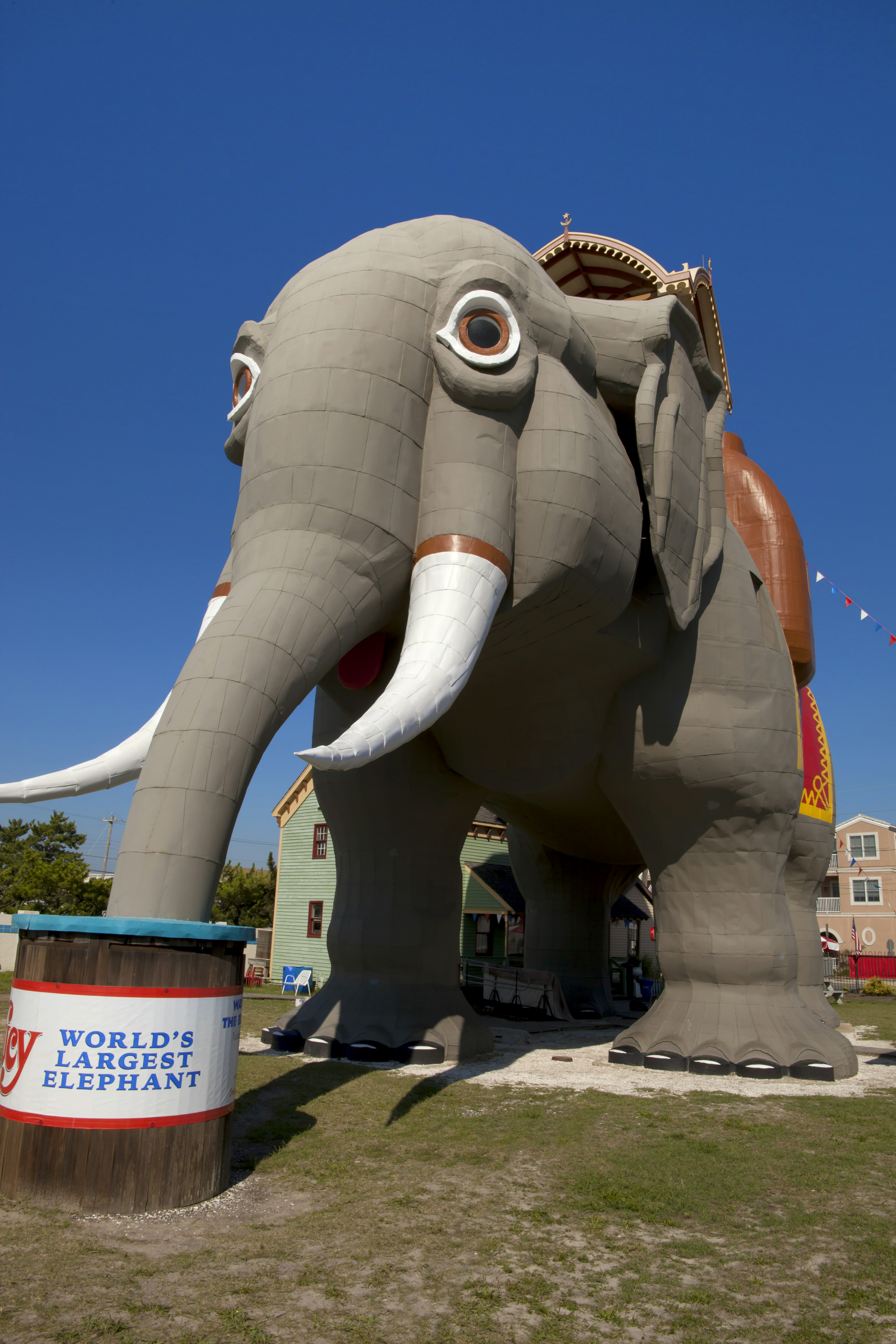 Photo of the 65-foot tall Lucy the Elephant in Margate, New Jersey