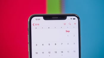 Apple's iPhones won't ditch the notch until 2020, tipster claims