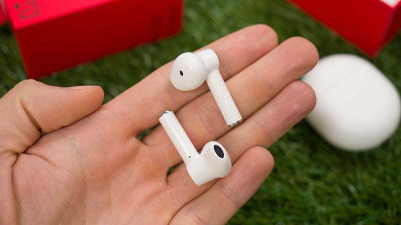 US Customs brag about seizing fake AirPods that are actually OnePlus Buds