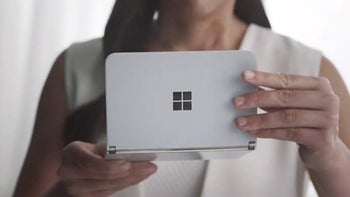 Surface Duo users are complaining about a very serious hardware problem