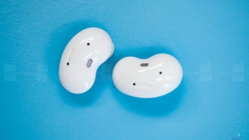 Samsung's Galaxy Buds Live are cheaper than ever now that the Buds Pro are also out