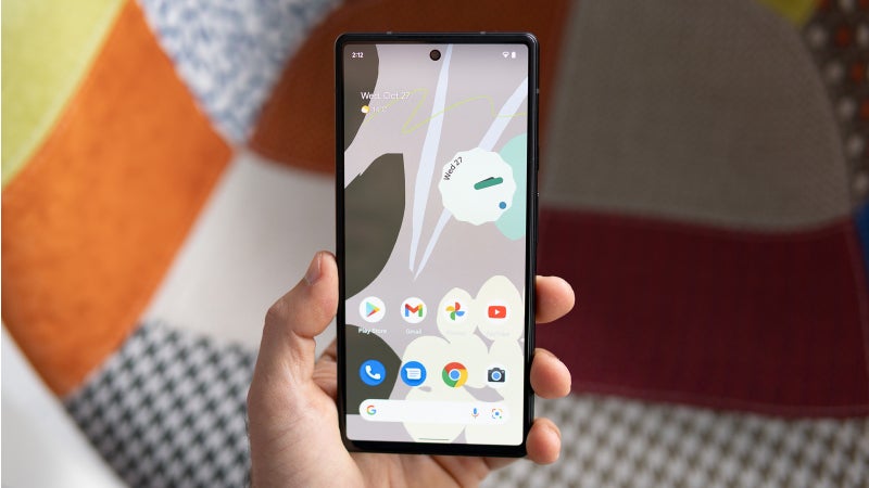 Google Pixel 6 faces sensor issues, breaking auto-rotate