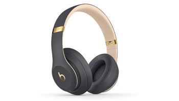 Grab a pair of Beats Studio3 headphones with a whopping 51% discount from Amazon