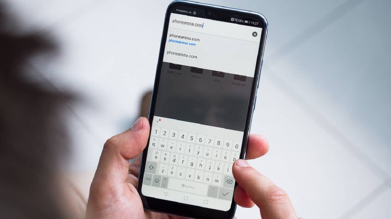 Keyboard apps used by one billion users found to have a flaw that exposes keystrokes