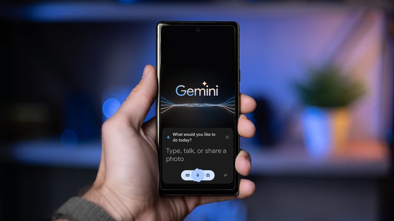 Gemini on Android now answers questions from lock screen