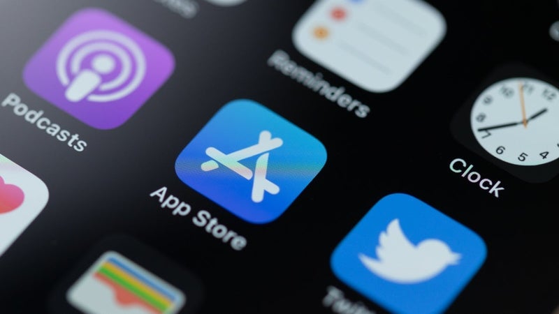 Apple's feature in iOS 18 to secure and hide apps won't make all apps disappear