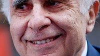 Former corporate raider Icahn now owns $2 billion of Apple's stock