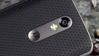 Verizon video teases the shatterproof glass on the Motorola DROID Turbo 2