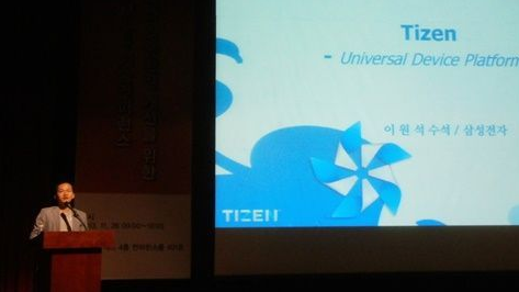 Samsung&amp;rsquo;s Chief Secretary Wonsuk Lee talks Tizen at an HTML5 conference - Samsung working on forming a partnership between Tizen and Firefox OS