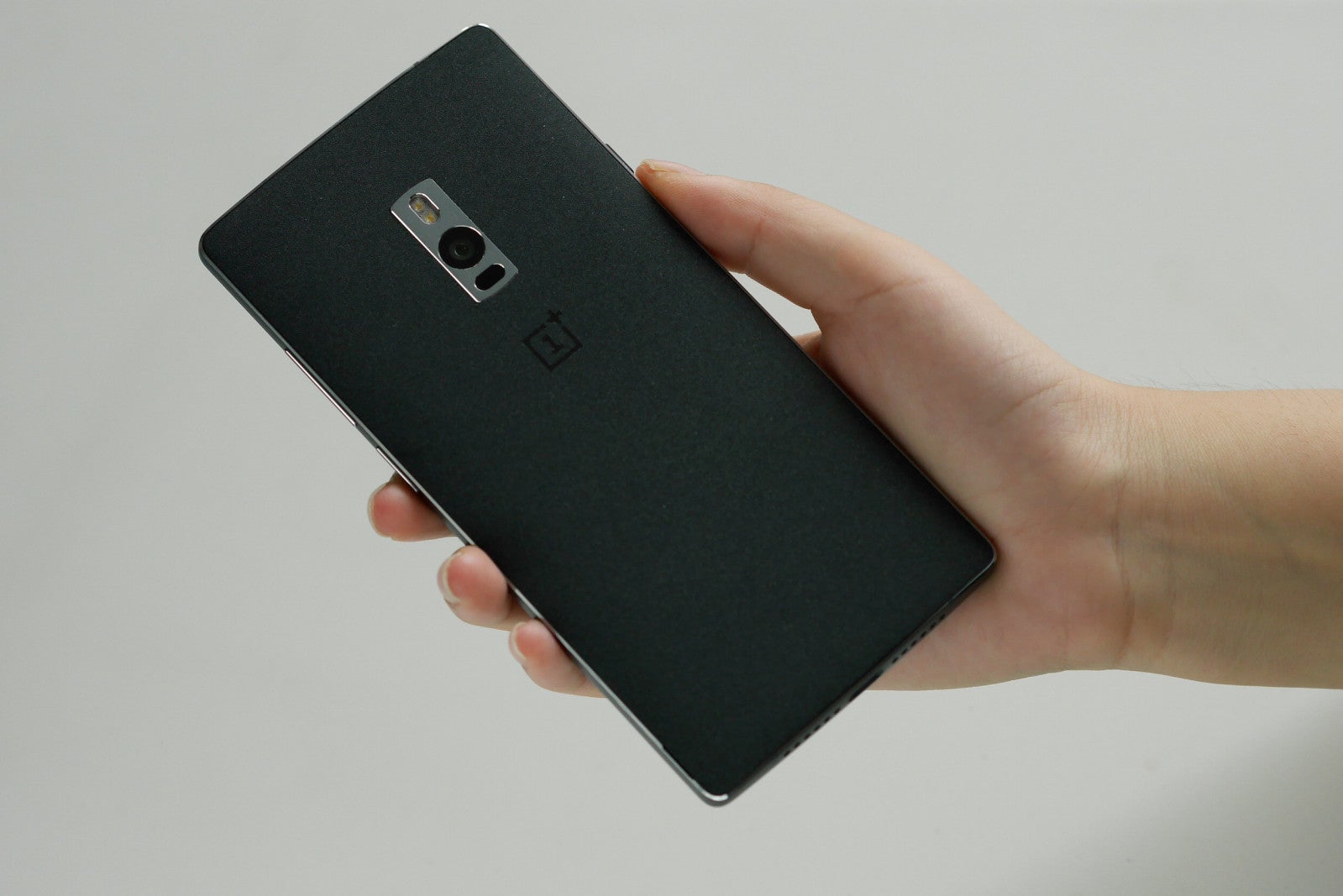 OnePlus announces the OnePlus 2, starts at $329, invitation sales begin August 11th