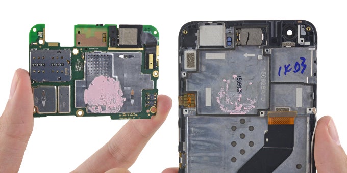 iFixit&#039;s Nexus 6P teardown reveals it&#039;s a nightmare to get the phone repaired