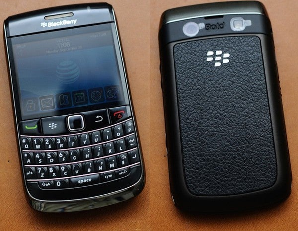 AT&amp;T and T-Mobile to announce the BlackBerry Bold 2 on October 21