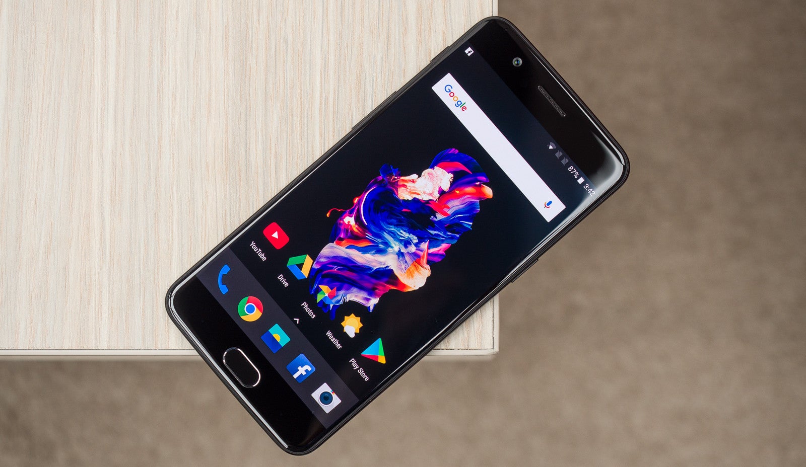 OnePlus 5&#039;s new OxygenOS 4.5.14 update adds security patches, optimizations