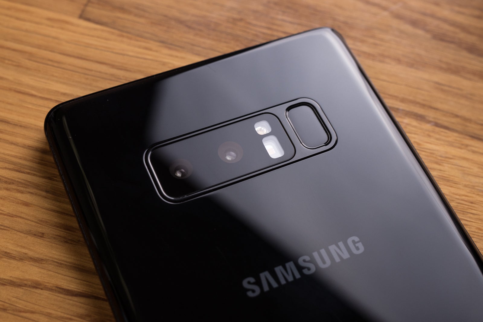 AT&amp;T pushes new update to Samsung Galaxy Note 8, see what&#039;s changed